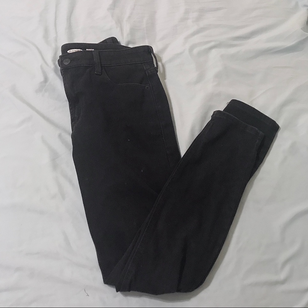 Black skinny jeans